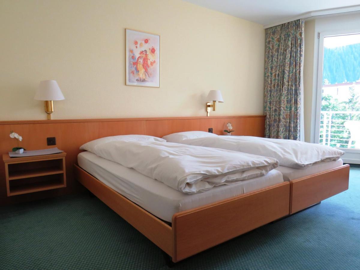 Hotel Derby Davos Zimmer foto